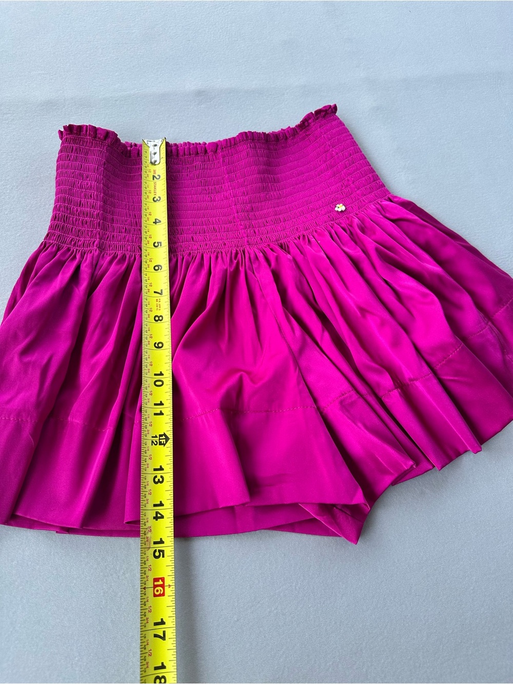 ๐5 for $45๐ Natural life shorts size S - Picture 4 of 8